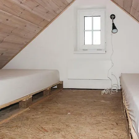 Casa de Férias Four Bedroom Holiday In Janov nad Nisou